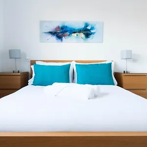 The Dakota - Next To East Midlands Airport Holiday home Castle Donington