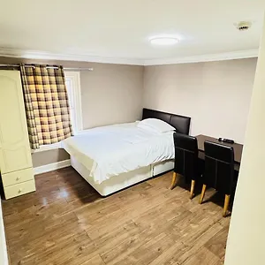 Lodge White House, CBG